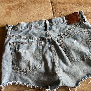 Levi Shorts size 30